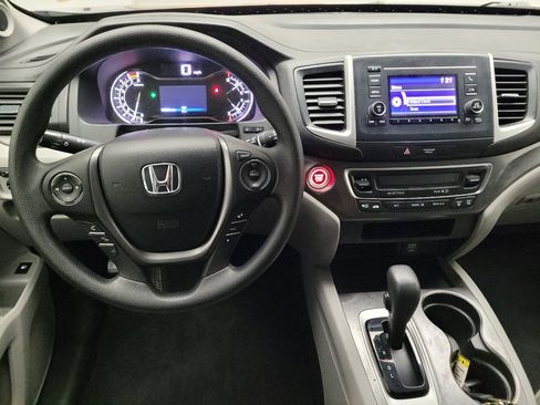 Used 2017 Honda Pilot LX image 22