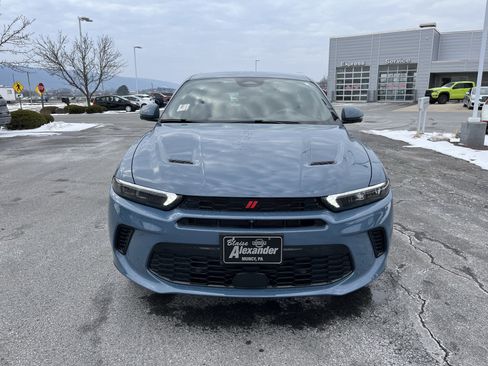 Used 2024 Dodge Hornet R/T w/ Tech Pack w/o Parking image 9