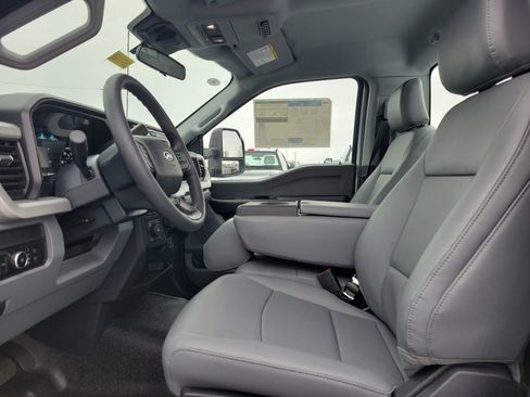 New 2026 Ford F350 XL w/ FX4 Off-Road Package image 13