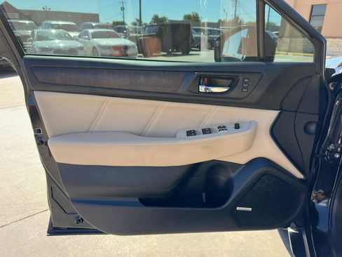 Used 2019 Subaru Outback 2.5i Limited image 37