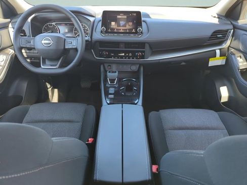 New 2026 Nissan Rogue SV w/ Cold Weather Package FWD image 23
