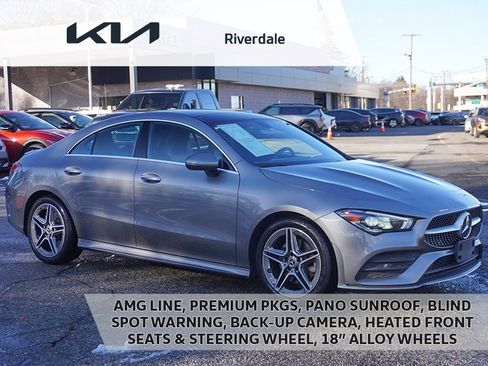 Used 2023 Mercedes-Benz CLA 250 4MATIC image 1