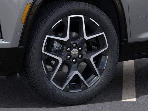 New 2026 Chevrolet Traverse High Country w/ LPO, Floor Liner Package AWD/4WD image 33