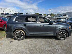 Used 2023 Kia Telluride S w/ S Sunroof Package AWD/4WD image 4