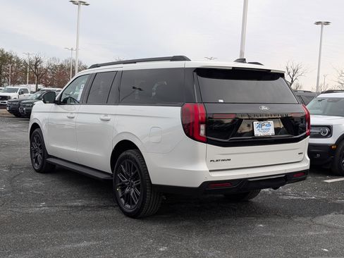 New 2026 Ford Expedition Max Platinum image 3