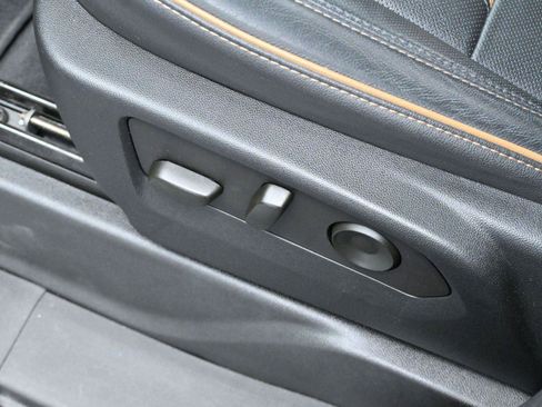 Used 2023 GMC Yukon AT4 image 14