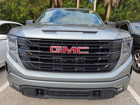 Used 2023 GMC Sierra 1500 Elevation image 2