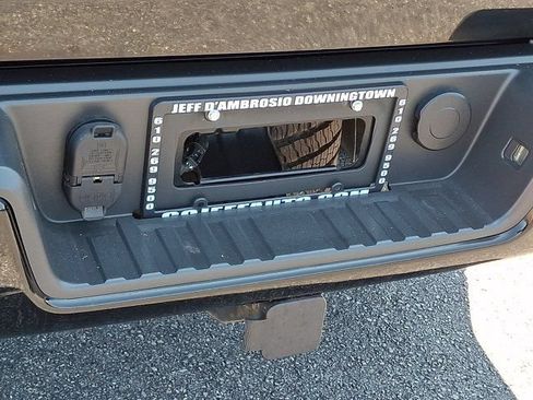 Used 2015 Chevrolet Colorado Z71 AWD/4WD image 33