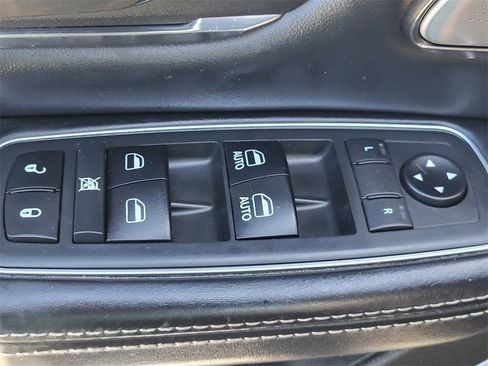 Used 2019 RAM 1500 Limited image 8