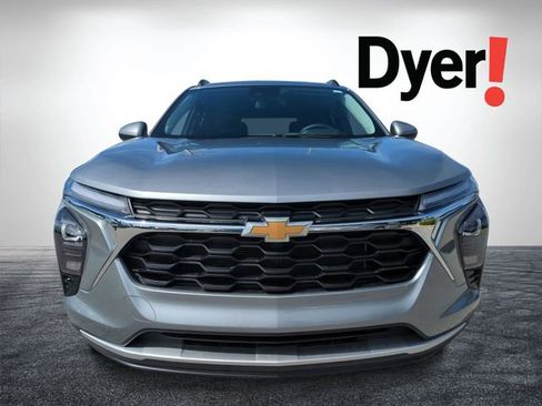New 2026 Chevrolet Trax LT w/ Driver Confidence Package FWD image 8