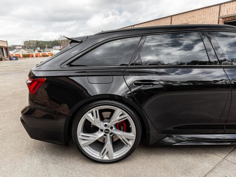 Used 2021 Audi RS 6 w/ Executive Package AWD/4WD image 12