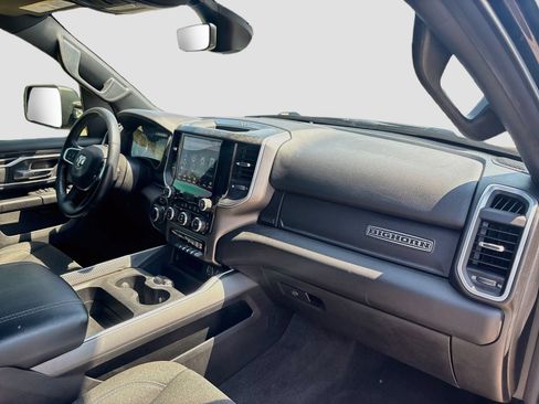 Used 2020 RAM 1500 Big Horn RWD image 29
