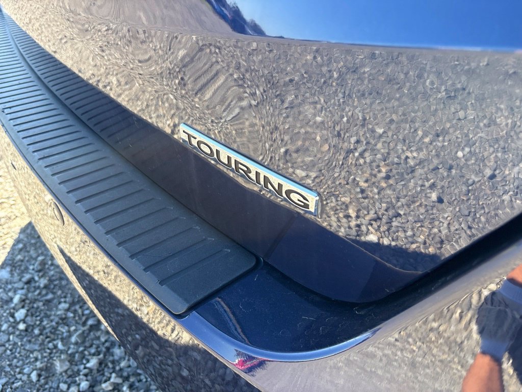 Used 2023 Honda Odyssey Touring image 4