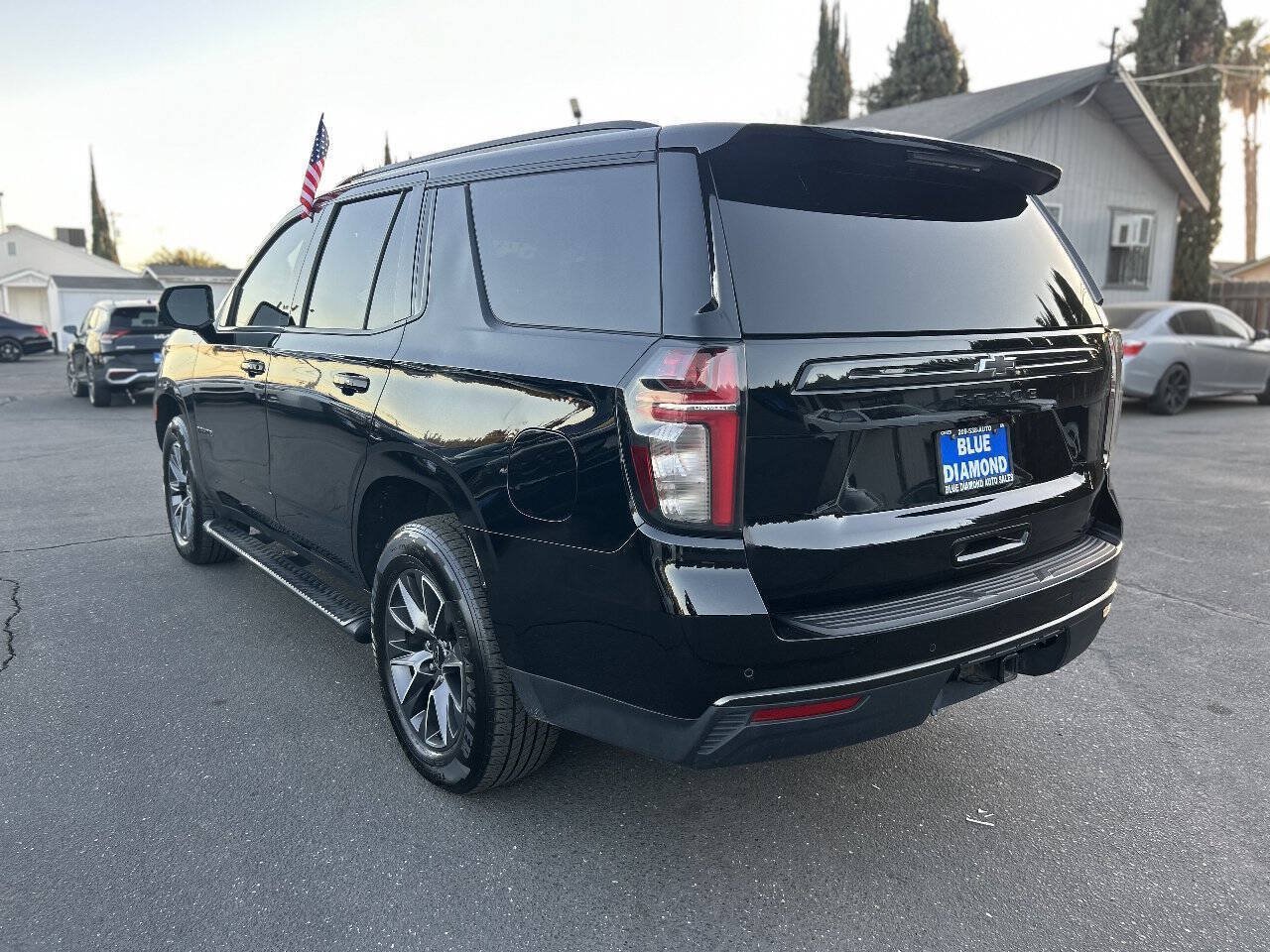 Used 2021 Chevrolet Tahoe Z71 w/ Z71 Signature Package AWD/4WD image 5