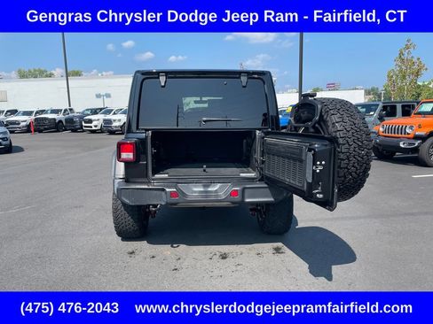 Used 2023 Jeep Wrangler Unlimited Sport AWD/4WD image 28