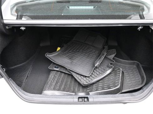 Used 2023 Toyota Camry SE w/ Cold Weather Package image 6