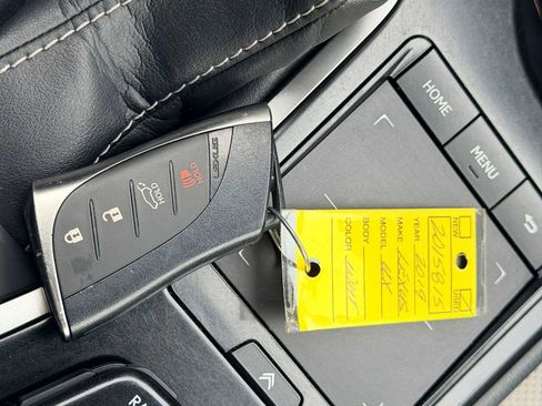 Used 2019 Lexus UX 250h w/ Premium Package image 34