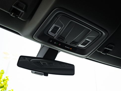 Used 2021 Chevrolet Silverado 1500 LT Trail Boss w/ Bed Protection Package image 26