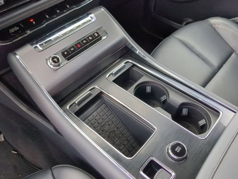 New 2025 Lincoln Aviator 2WD w/ Equipment Group 101A image 19