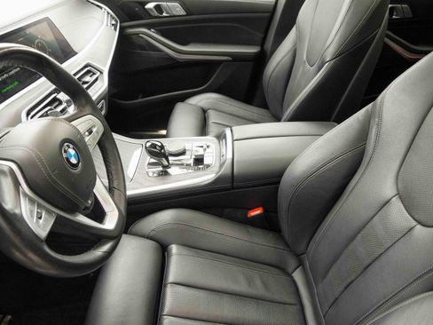 Certified 2022 BMW X7 xDrive40i w/ Premium Package image 11