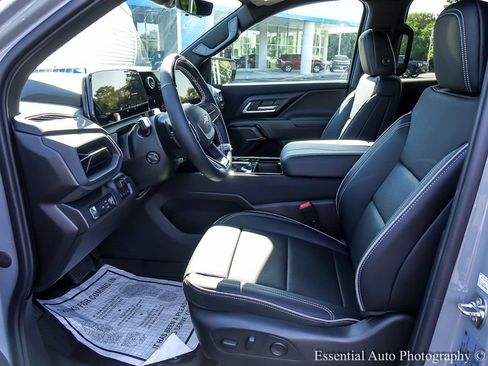 New 2026 Chevrolet Silverado EV LT image 10