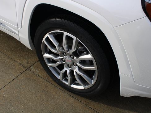 Used 2023 GMC Terrain Denali image 37