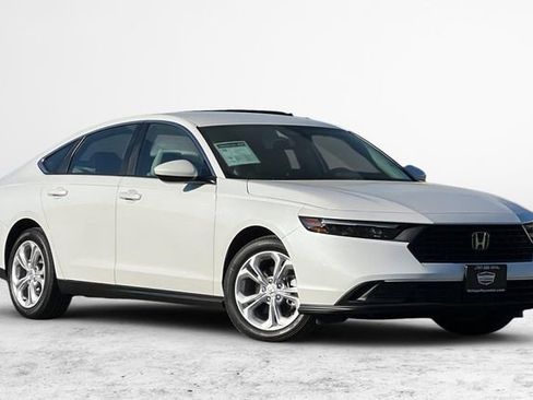 Used 2025 Honda Accord LX image 1
