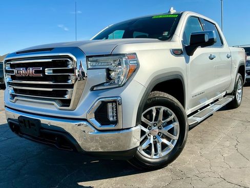 Used 2022 GMC Sierra 1500 SLT w/ SLT Premium Plus Package image 3