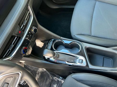 Used 2025 Buick Encore GX Preferred image 35