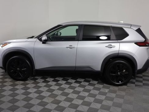 Used 2022 Nissan Rogue SV AWD/4WD image 5