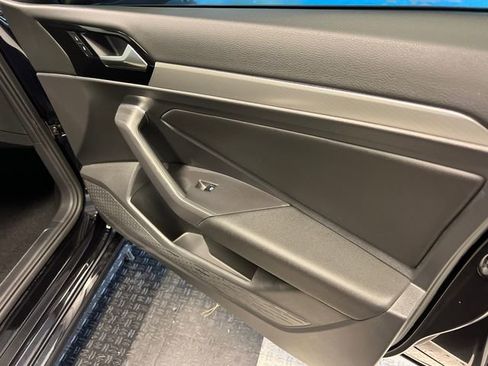 Certified 2020 Volkswagen Jetta R-Line FWD image 11
