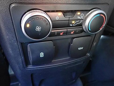 Used 2024 Ford Explorer Limited image 10