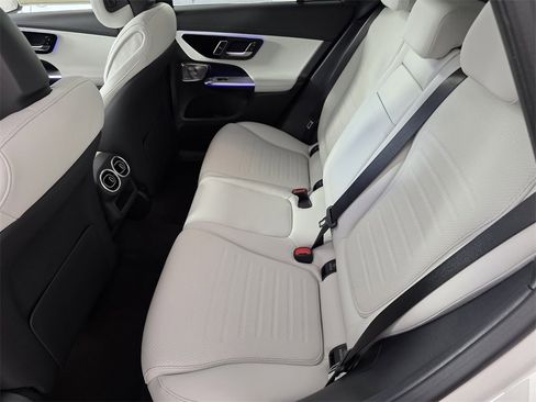 New 2026 Mercedes-Benz GLC 300 image 11