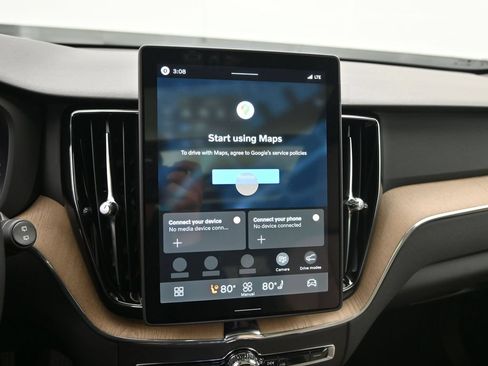 New 2026 Volvo XC60 B5 Plus w/ Climate Package AWD/4WD image 12