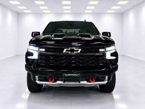 Used 2024 Chevrolet Silverado 1500 ZR2 w/ Technology Package AWD/4WD image 2