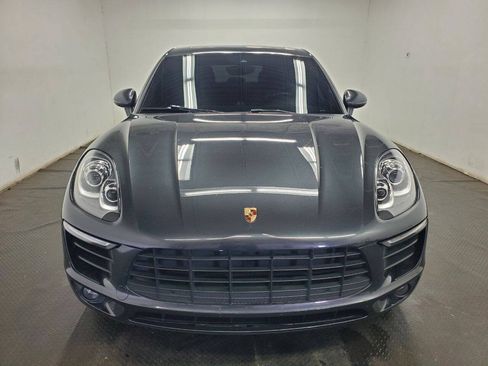 Used 2018 Porsche Macan AWD/4WD image 2