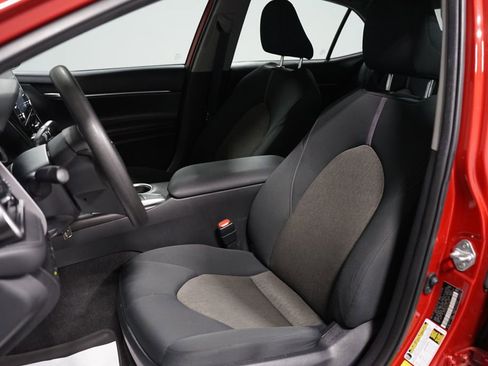 Used 2023 Toyota Camry LE image 24