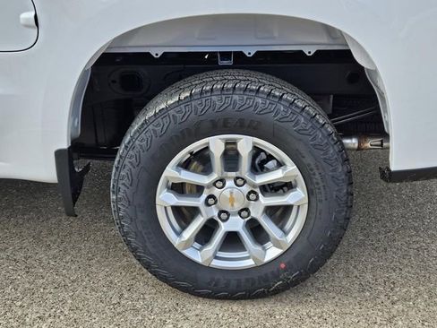 New 2026 Chevrolet Silverado 1500 LT w/ Z71 Off-Road Package image 4