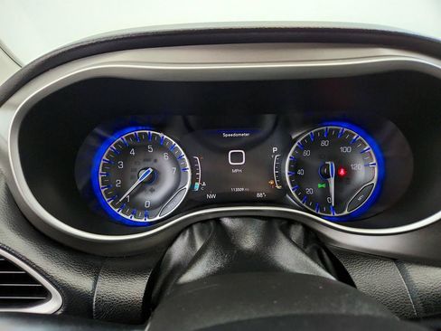 Used 2020 Chrysler Pacifica Touring-L Plus FWD image 15