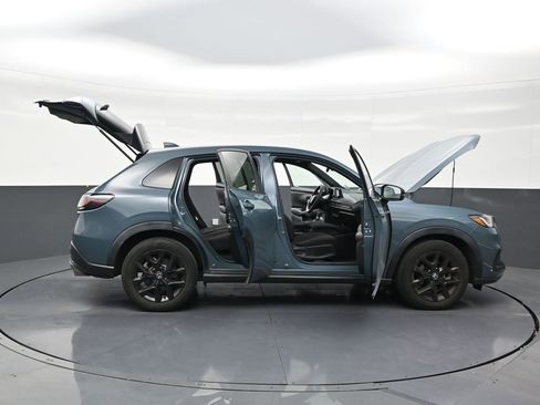 Used 2024 Honda HR-V Sport image 29
