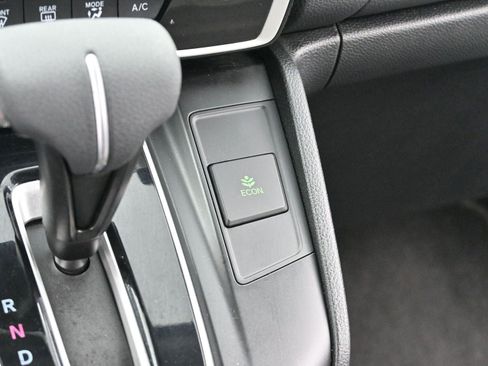 Used 2019 Honda CR-V LX image 22