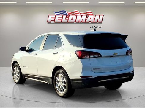 Used 2024 Chevrolet Equinox LT FWD image 3