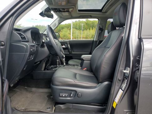 Used 2023 Toyota 4Runner TRD Off-Road Premium w/ Off Road Premium Plus Package image 9