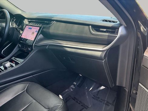 Used 2022 Jeep Grand Cherokee Limited RWD image 19
