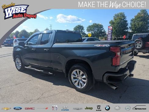 Used 2019 Chevrolet Silverado 1500 Custom w/ Custom Value Package AWD/4WD image 5