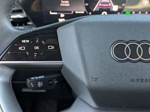 Used 2025 Audi Q5 Premium w/ Convenience Package AWD/4WD image 10