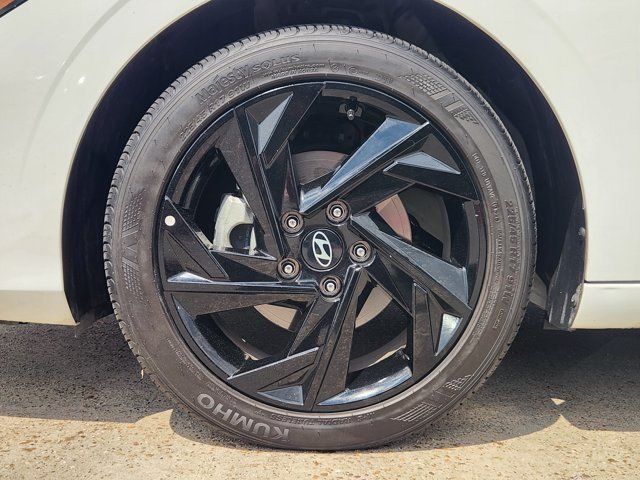 Used 2026 Hyundai Elantra Sport FWD image 10