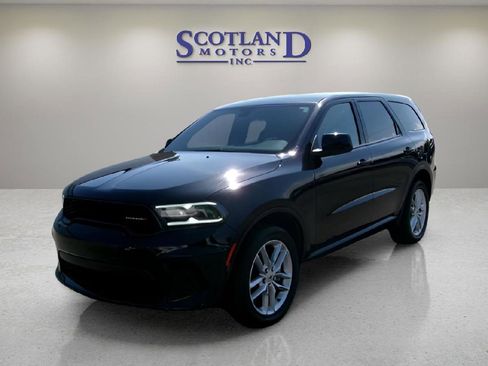 Used 2024 Dodge Durango GT image 2