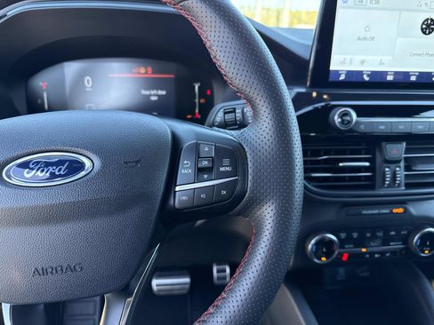 Used 2023 Ford Escape ST-Line Select image 30