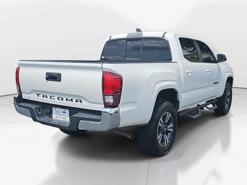 Used 2023 Toyota Tacoma SR5 RWD image 4